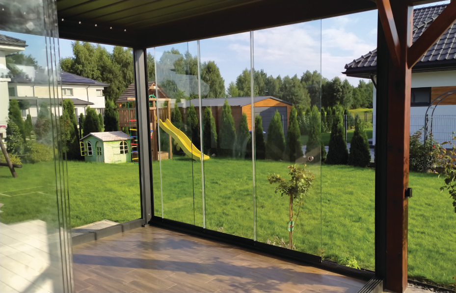 Pergola oldalfalakkal és kiegészítőkkel